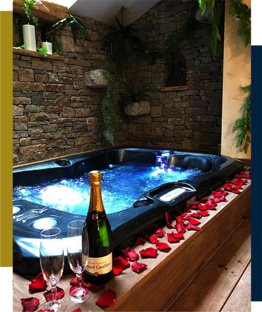 Hebergement Insolite Avec Jacuzzi Privatif Millau公寓 外观 照片